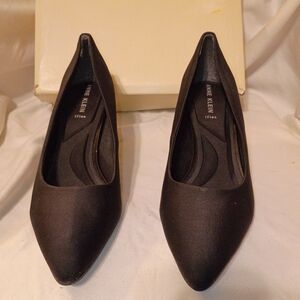 Anne Klein Women's Black Pumps